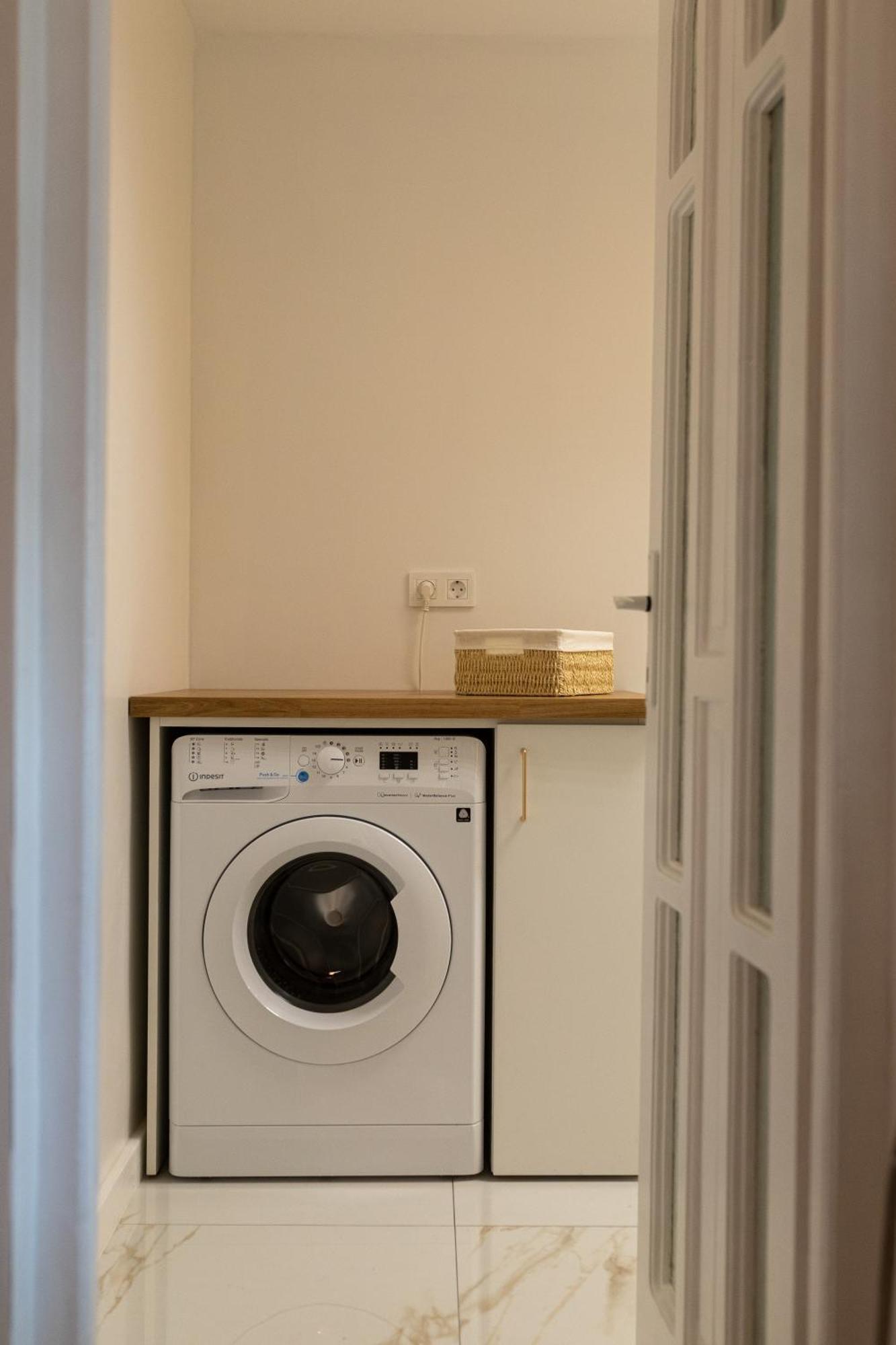 Bleyer Haus Central Apartment Oradea Ngoại thất bức ảnh