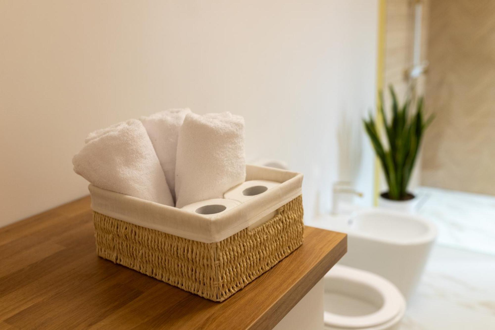 Bleyer Haus Central Apartment Oradea Ngoại thất bức ảnh