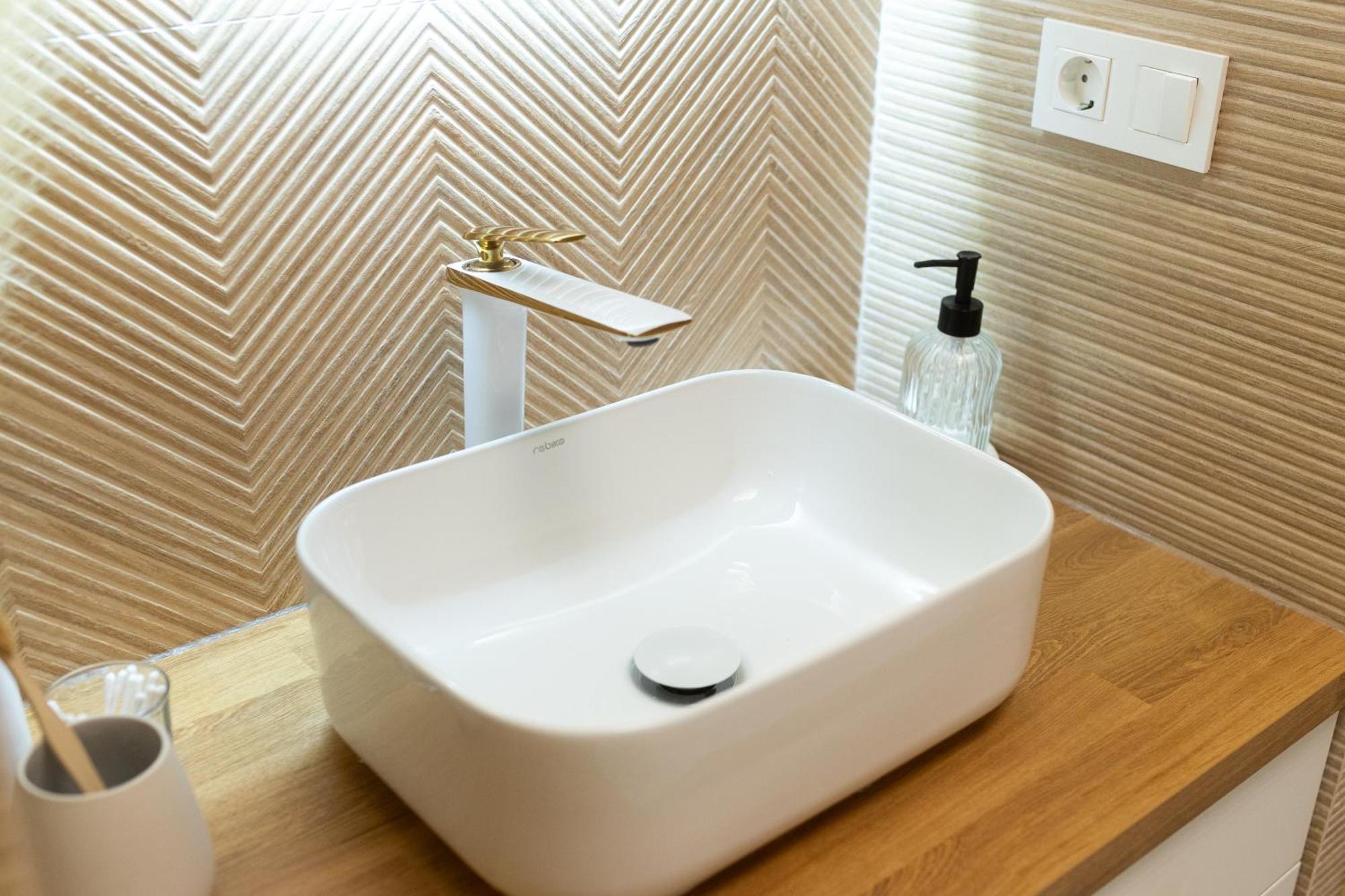 Bleyer Haus Central Apartment Oradea Ngoại thất bức ảnh